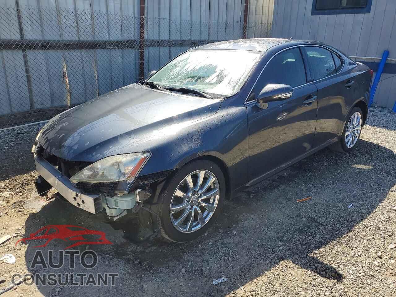 LEXUS IS 2011 - JTHBF5C28B5148256