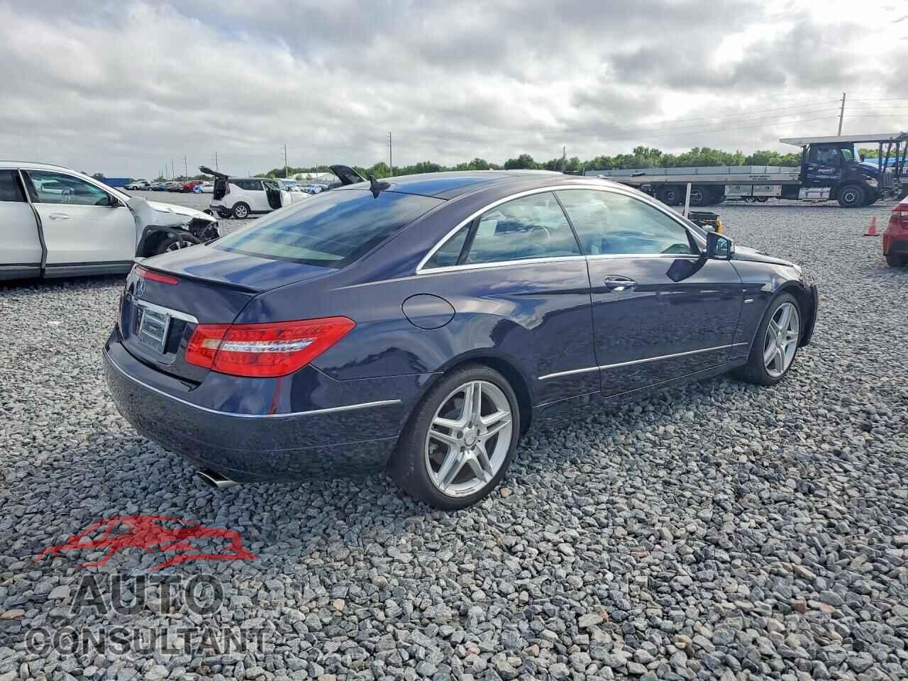 MERCEDES-BENZ E-CLASS 2012 - WDDKJ5KB1CF132189