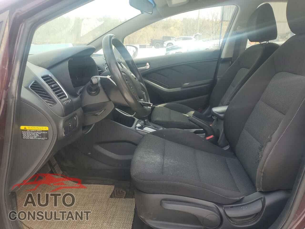 KIA FORTE 2017 - 3KPFK4A78HE114709