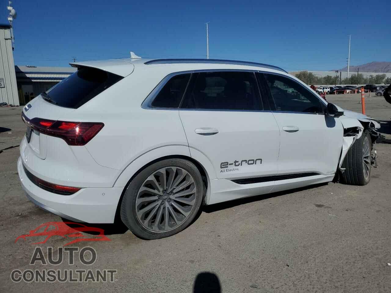 AUDI E-TRON 2019 - WA1VAAGE7KB009368