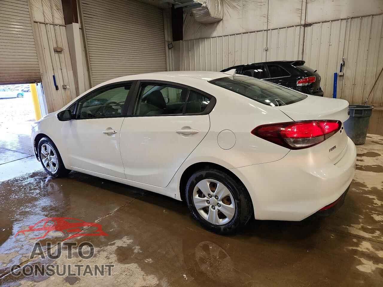 KIA FORTE 2017 - 3KPFL4A73HE084564