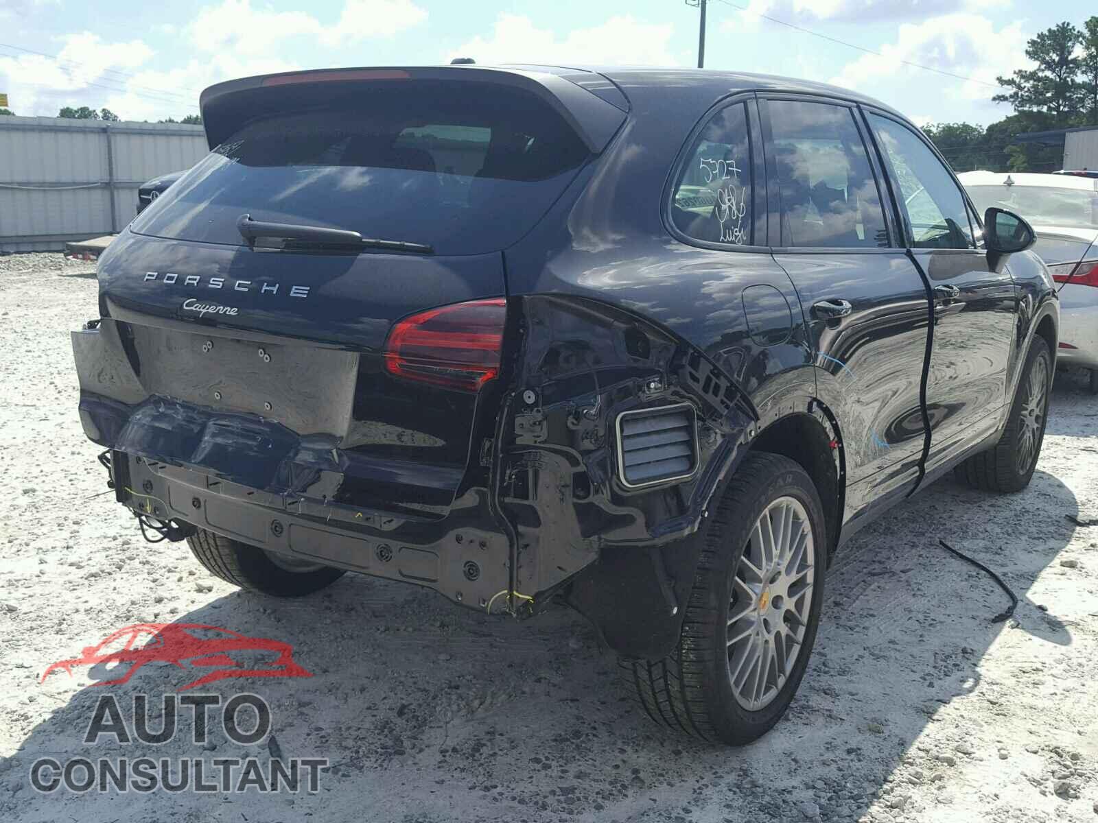 PORSCHE CAYENNE 2018 - WP1AA2A24JKA04554