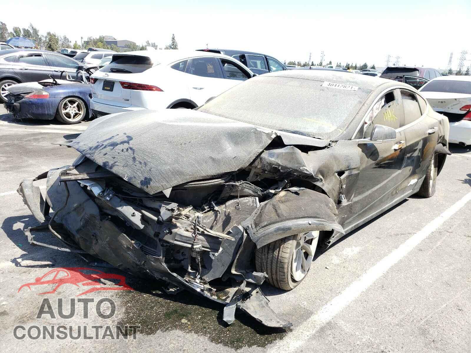 TESLA MODEL S 2017 - 5YJSA1E26HF203686