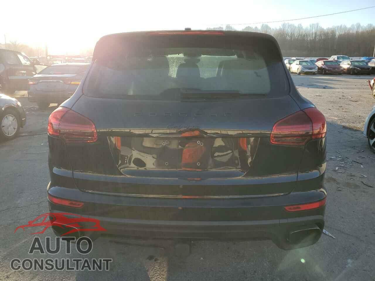 PORSCHE CAYENNE 2017 - WP1AA2A26HKA86961