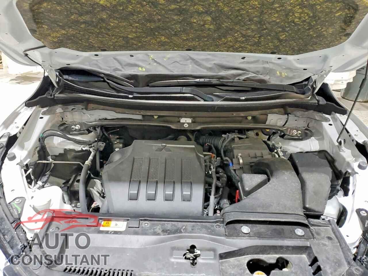 MITSUBISHI ECLIPSE 2025 - JA4ATVAA7SZ010582