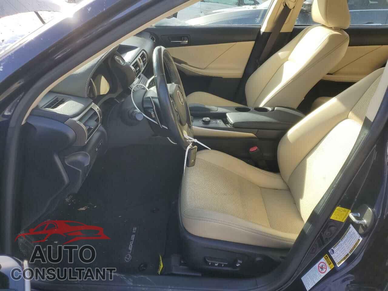 LEXUS IS 2015 - JTHCF1D22F5022282