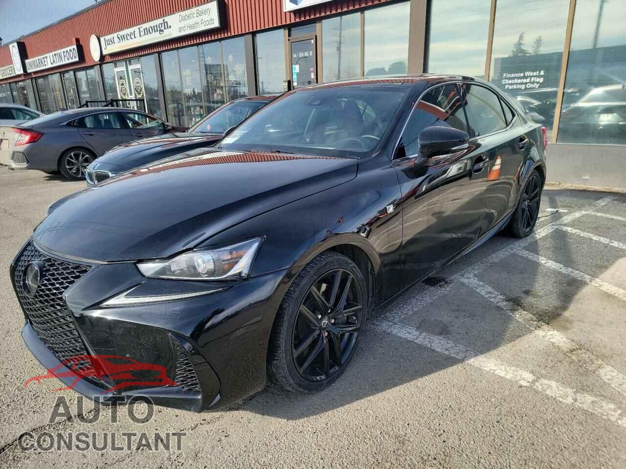 LEXUS IS 2018 - JTHC81D20J5030416