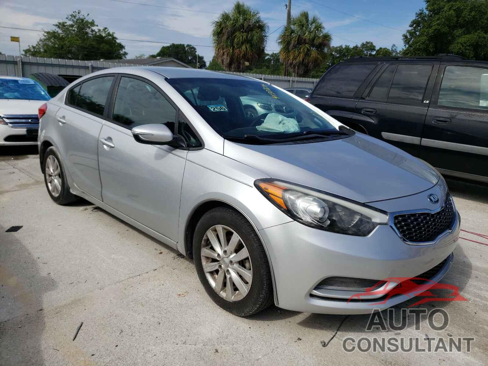 KIA FORTE 2016 - KNAFX4A66G5471788