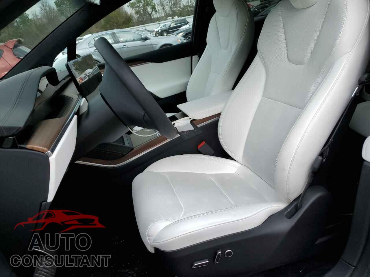 TESLA MODEL X 2023 - 7SAXCBE5XPF399357