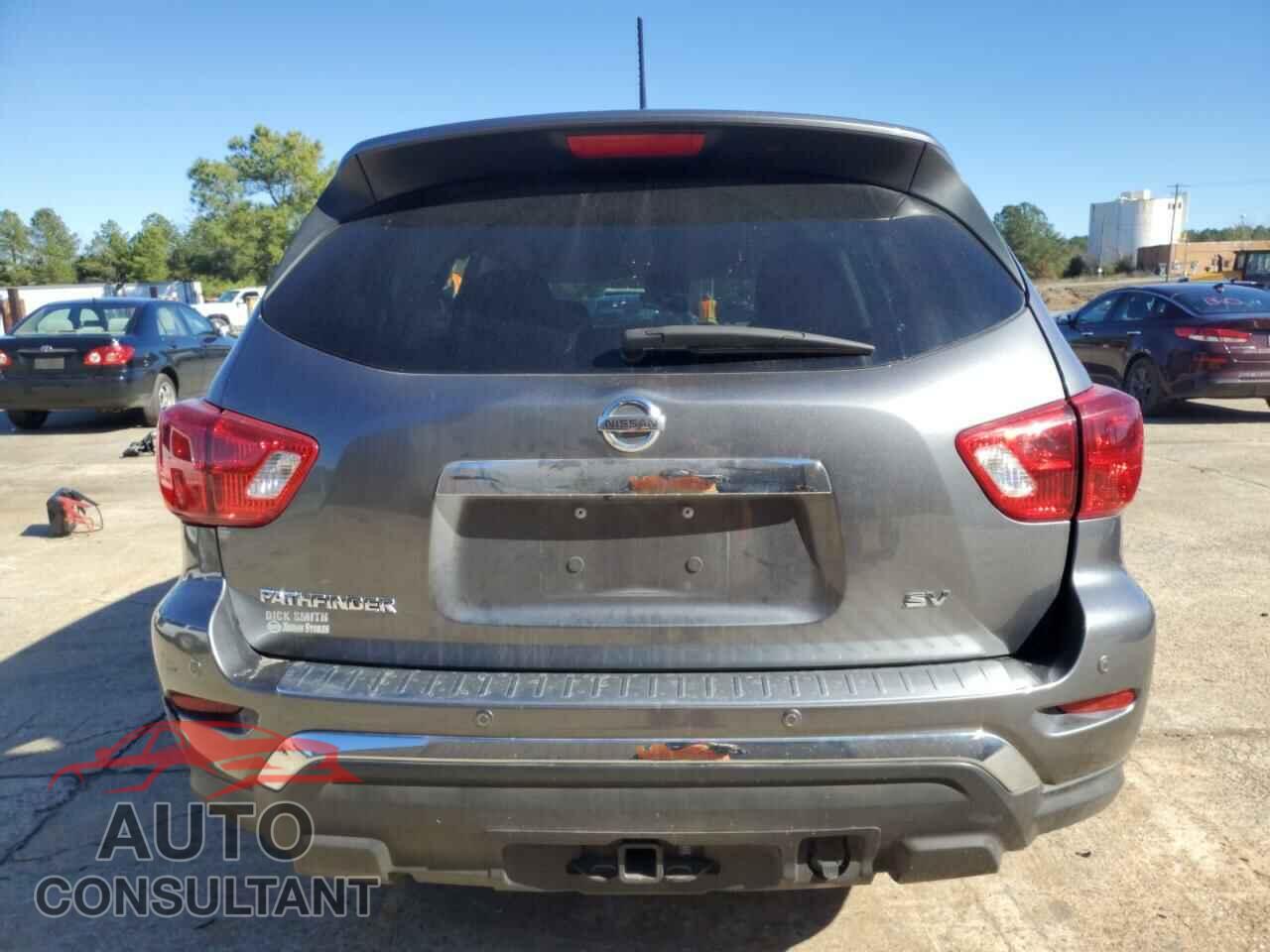 NISSAN PATHFINDER 2018 - 5N1DR2MN7JC652408