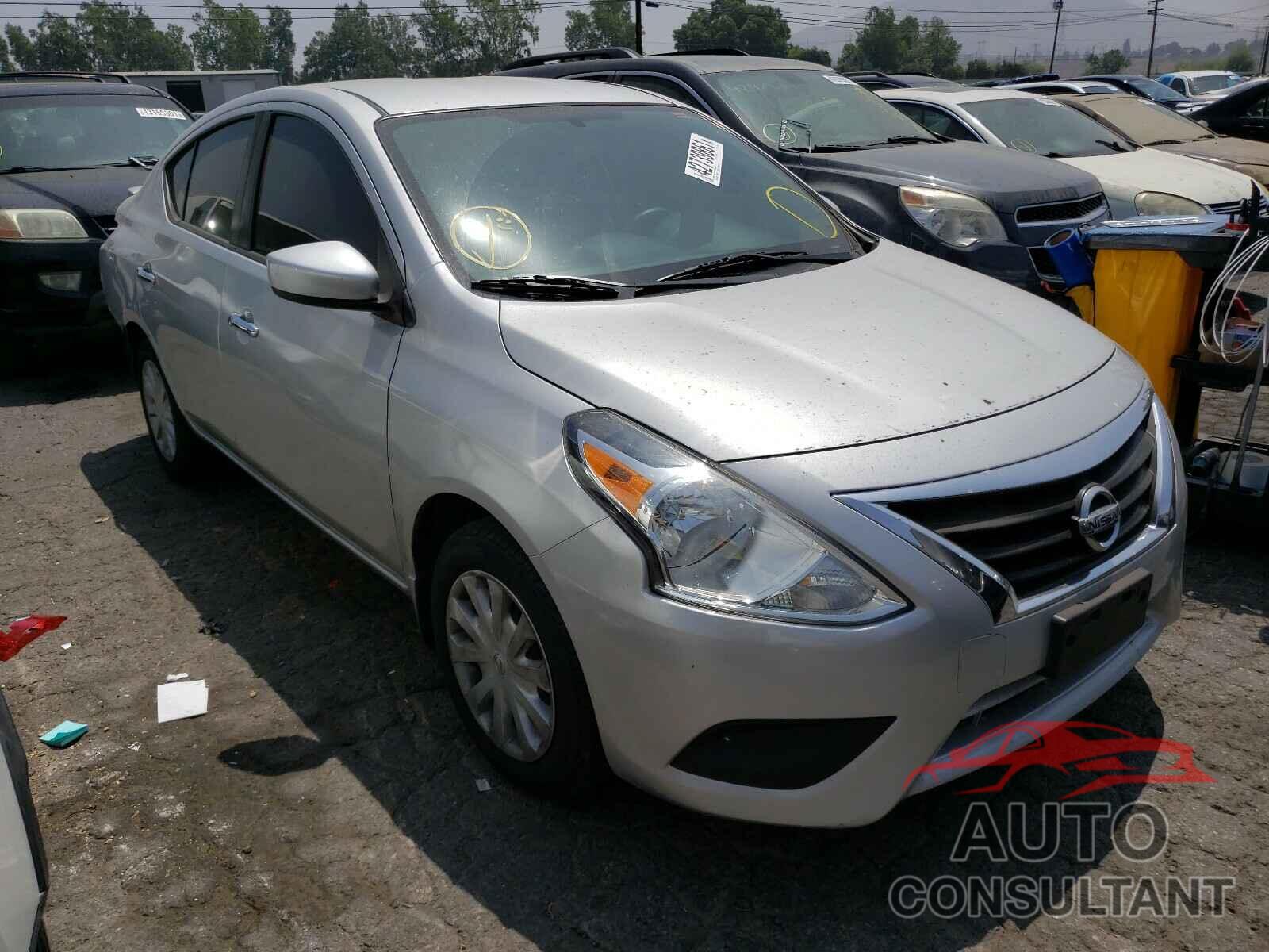 NISSAN VERSA 2019 - 3N1CN7AP8KL817986