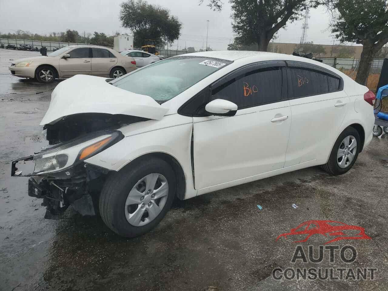 KIA FORTE 2017 - 3KPFL4A73HE135531