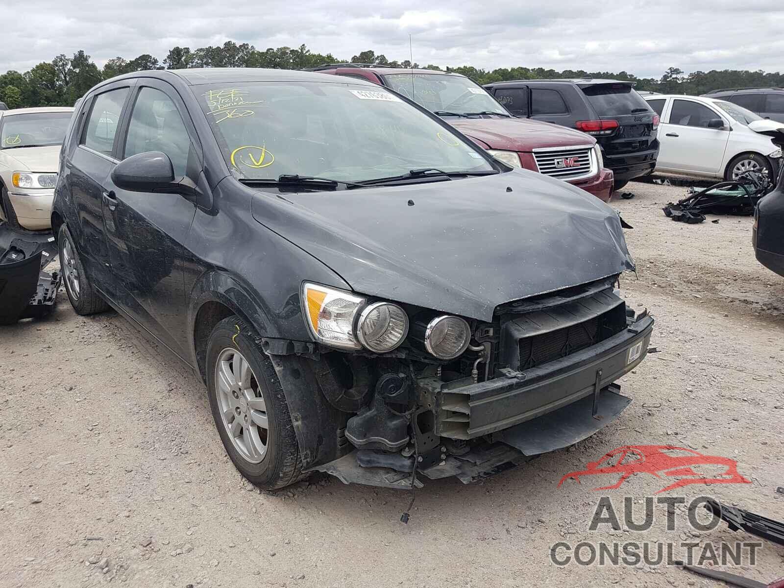 CHEVROLET SONIC 2016 - 1G1JC6SH0G4123696