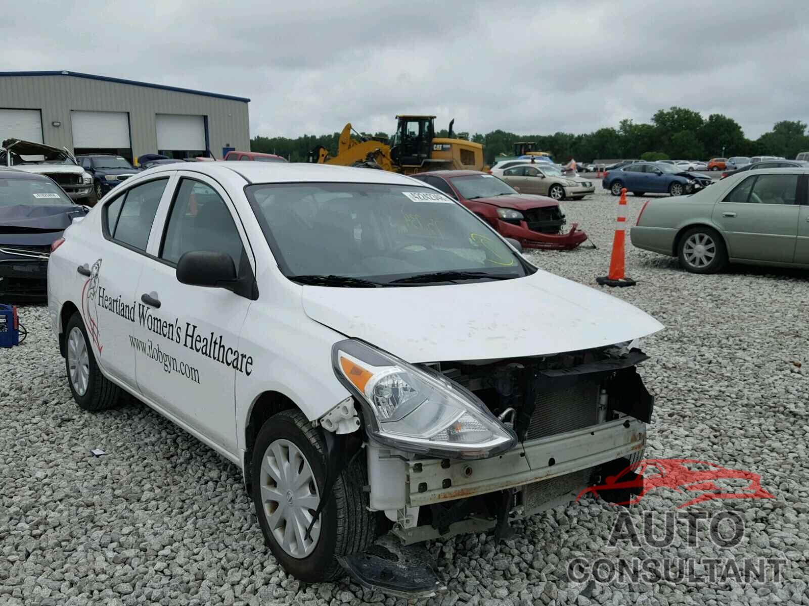 NISSAN VERSA 2015 - 3N1CN7AP7FL840620