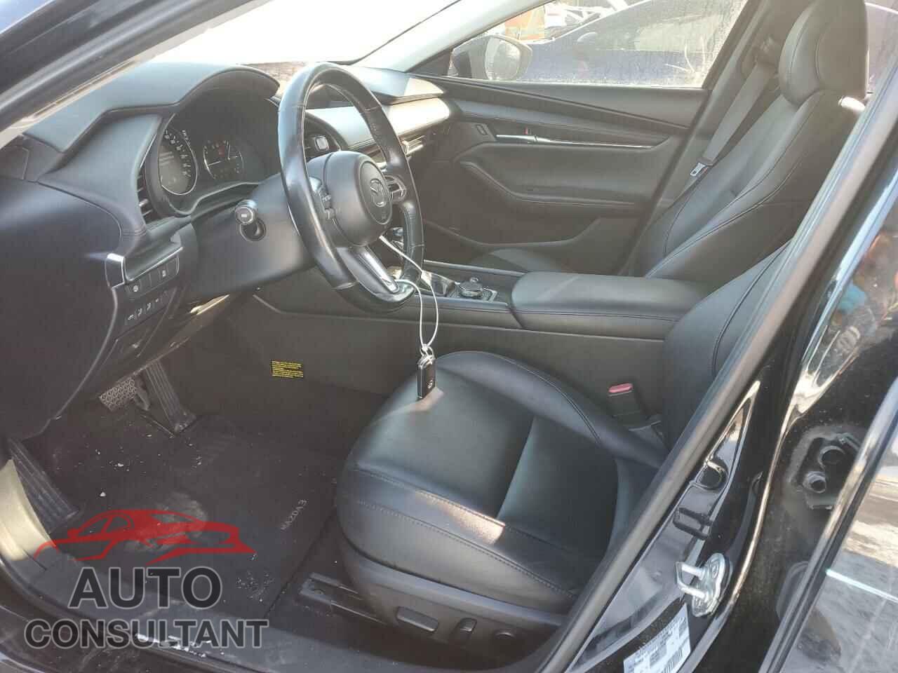 MAZDA 3 2019 - 3MZBPACL1KM114666