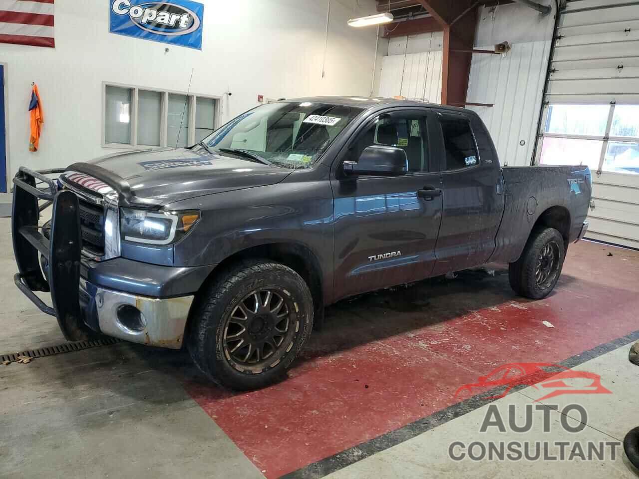 TOYOTA TUNDRA 2011 - 5TFUM5F18BX017299