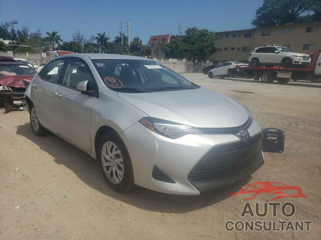 TOYOTA COROLLA 2017 - 5YFBURHE1HP697410