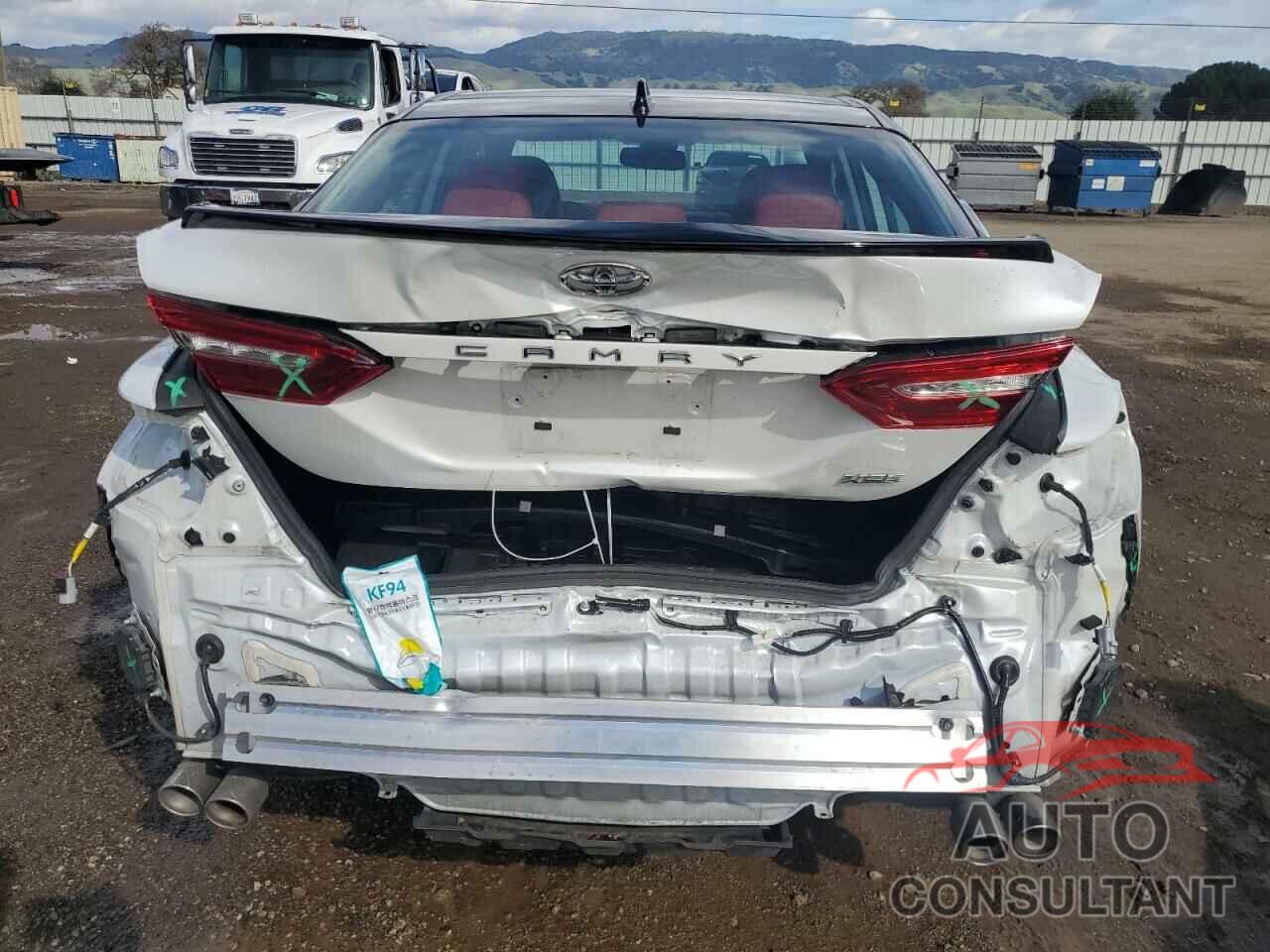 TOYOTA CAMRY 2019 - 4T1BZ1HK0KU023215