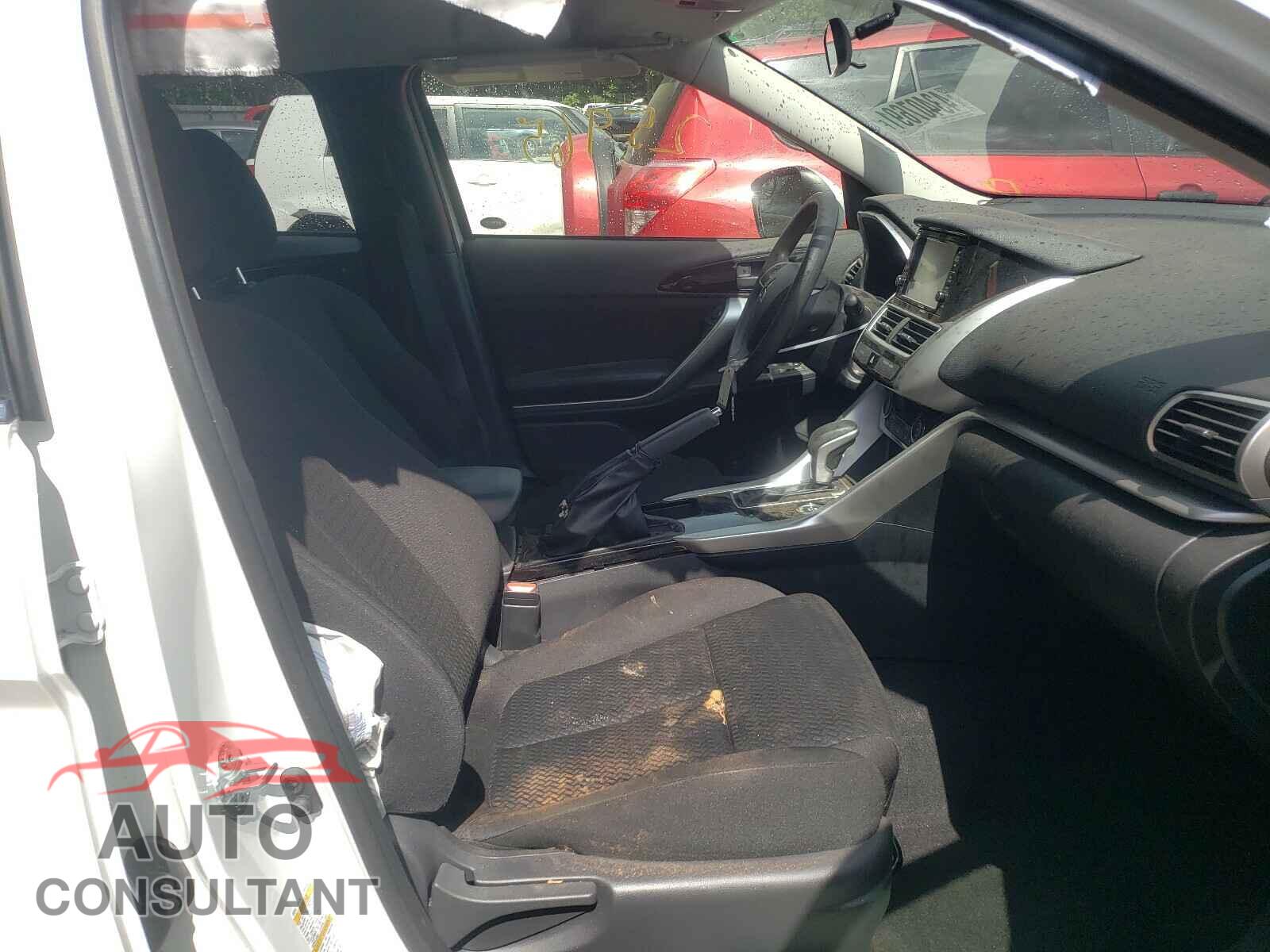 MITSUBISHI ECLIPSE 2018 - JA4AT3AA4JZ042845