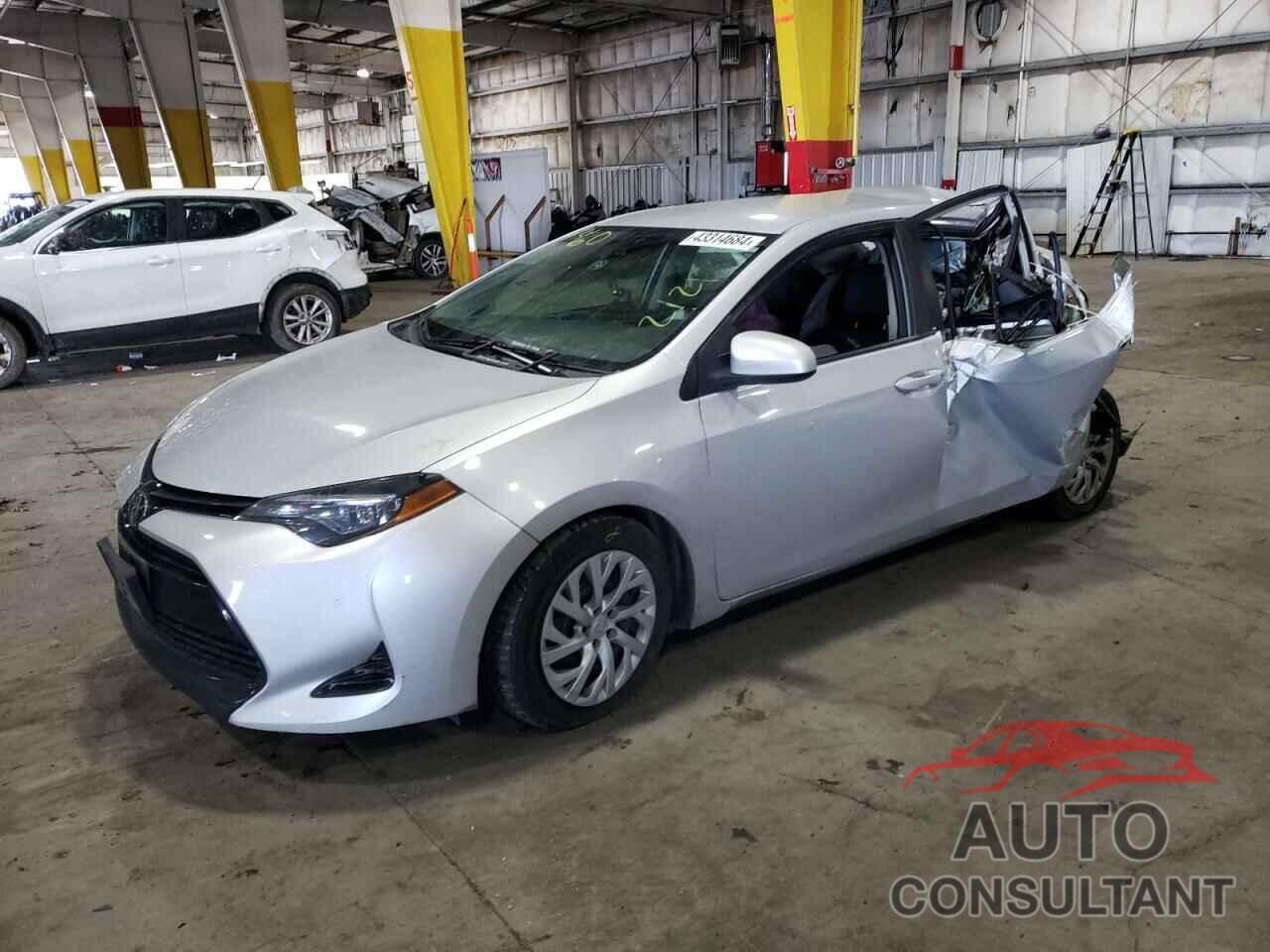 TOYOTA COROLLA 2018 - 2T1BURHE8JC079801