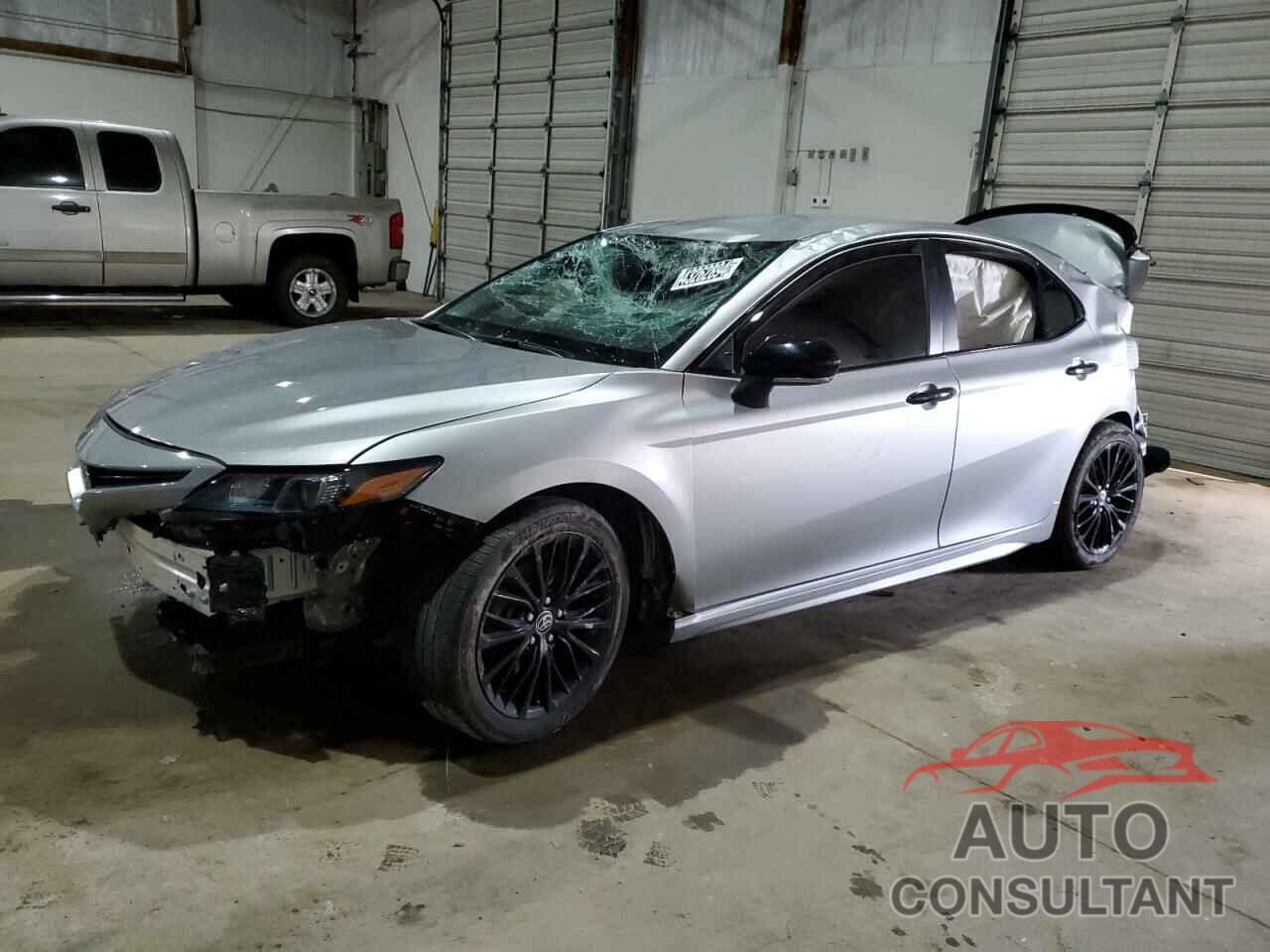 TOYOTA CAMRY 2022 - 4T1G11BK1NU048098