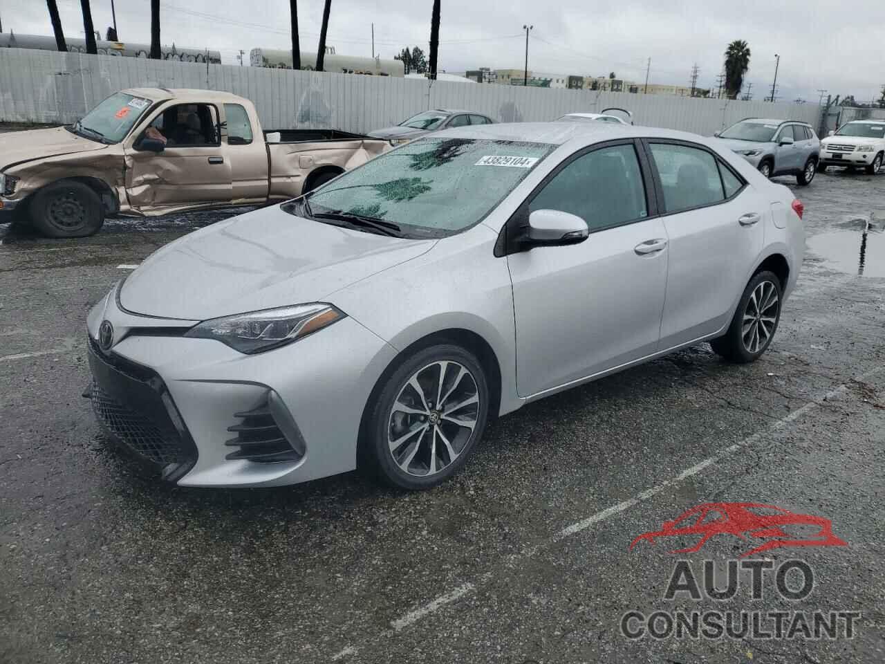 TOYOTA COROLLA 2017 - 5YFBURHE0HP677052