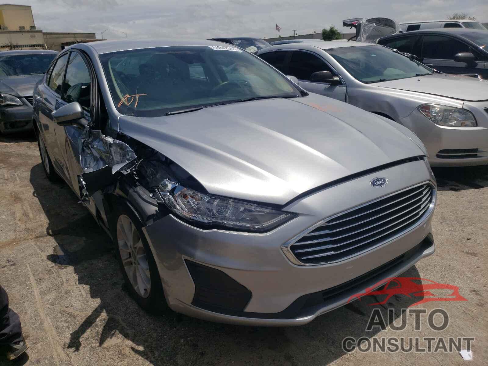 FORD FUSION 2020 - 3FA6P0HD4LR256472