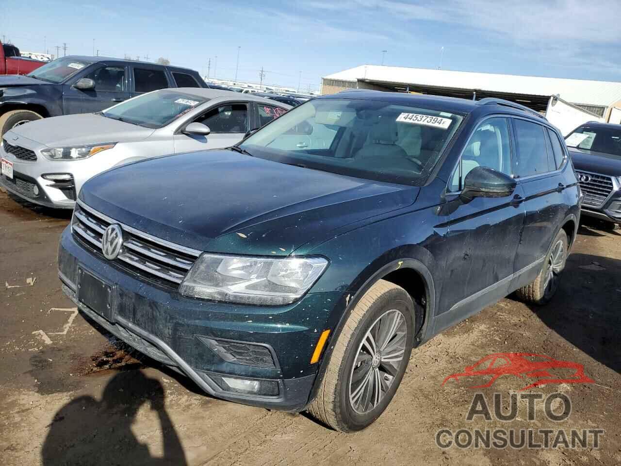 VOLKSWAGEN TIGUAN 2019 - 3VV2B7AX0KM098486