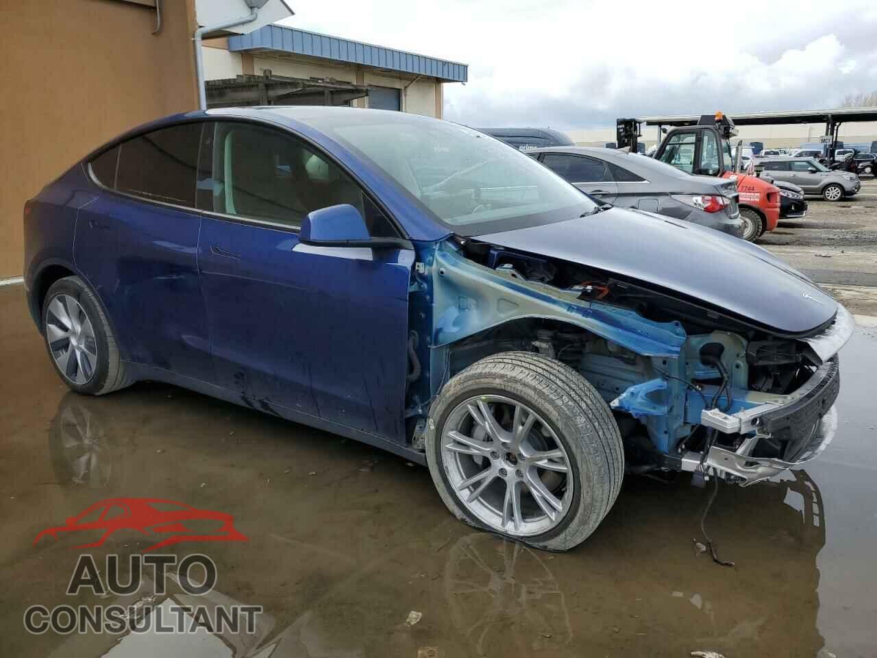 TESLA MODEL Y 2021 - 5YJYGDEEXMF276381