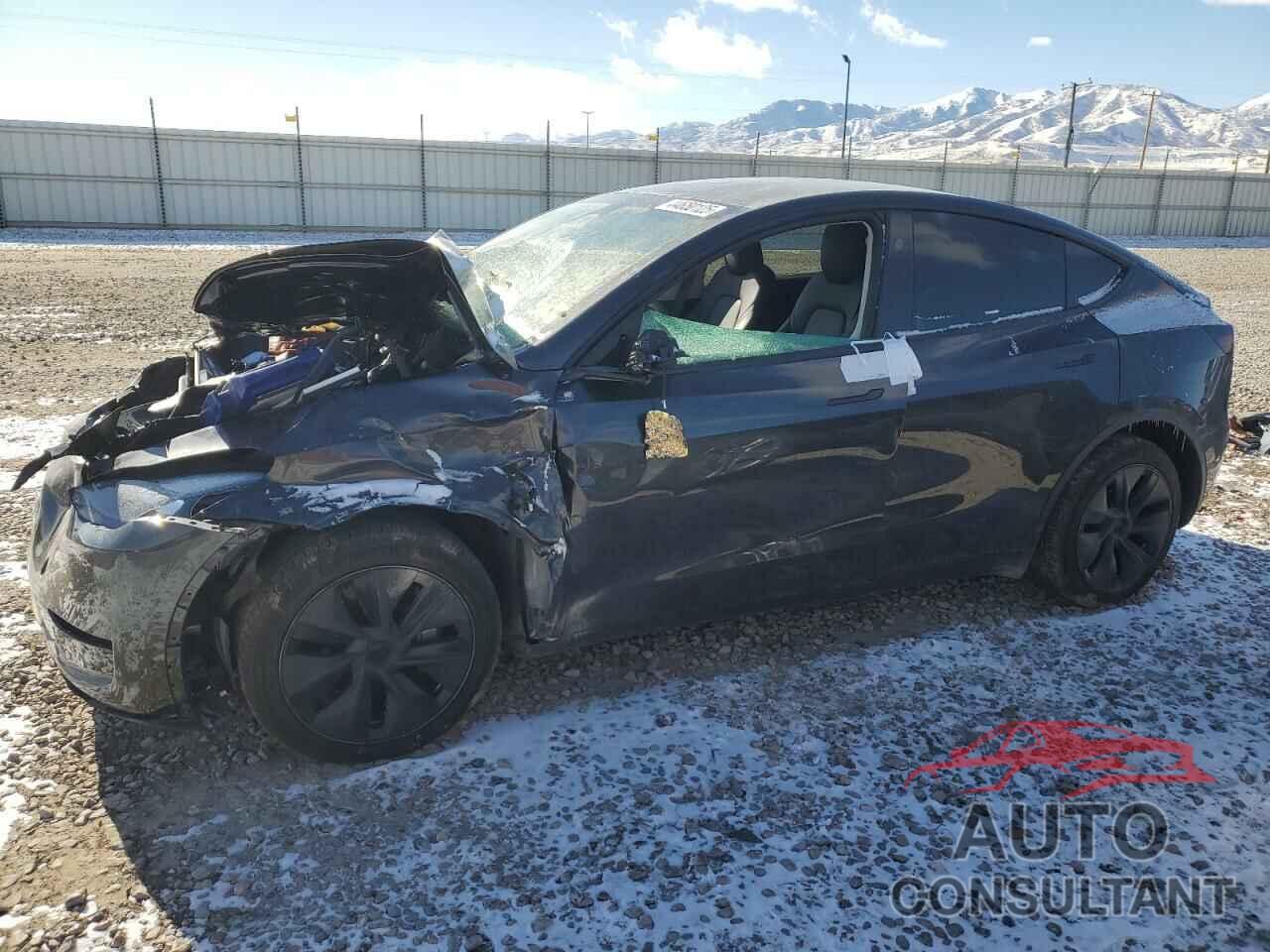 TESLA MODEL Y 2024 - 7SAYGDEE5RF114359