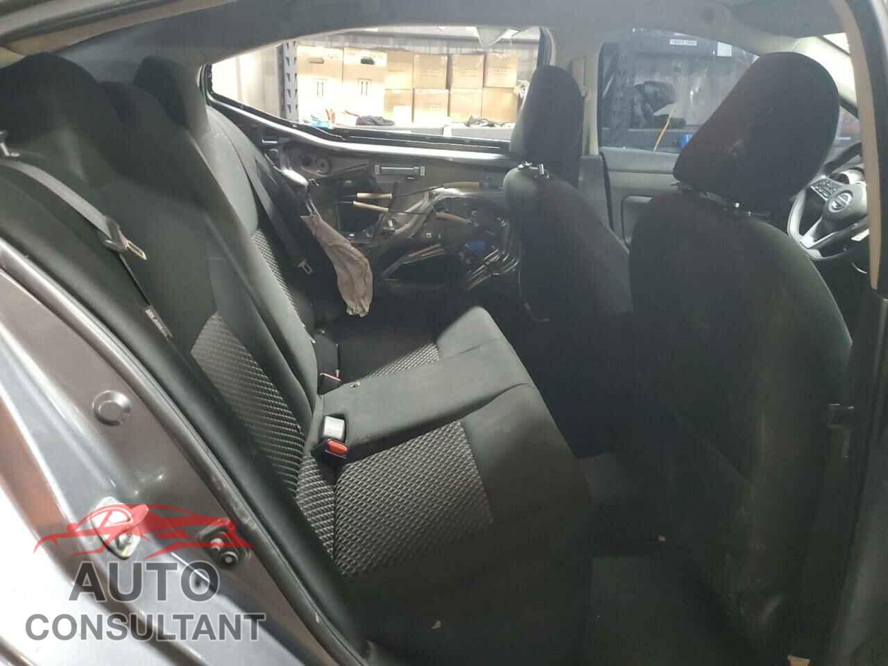 NISSAN VERSA 2021 - 3N1CN8DV6ML809078