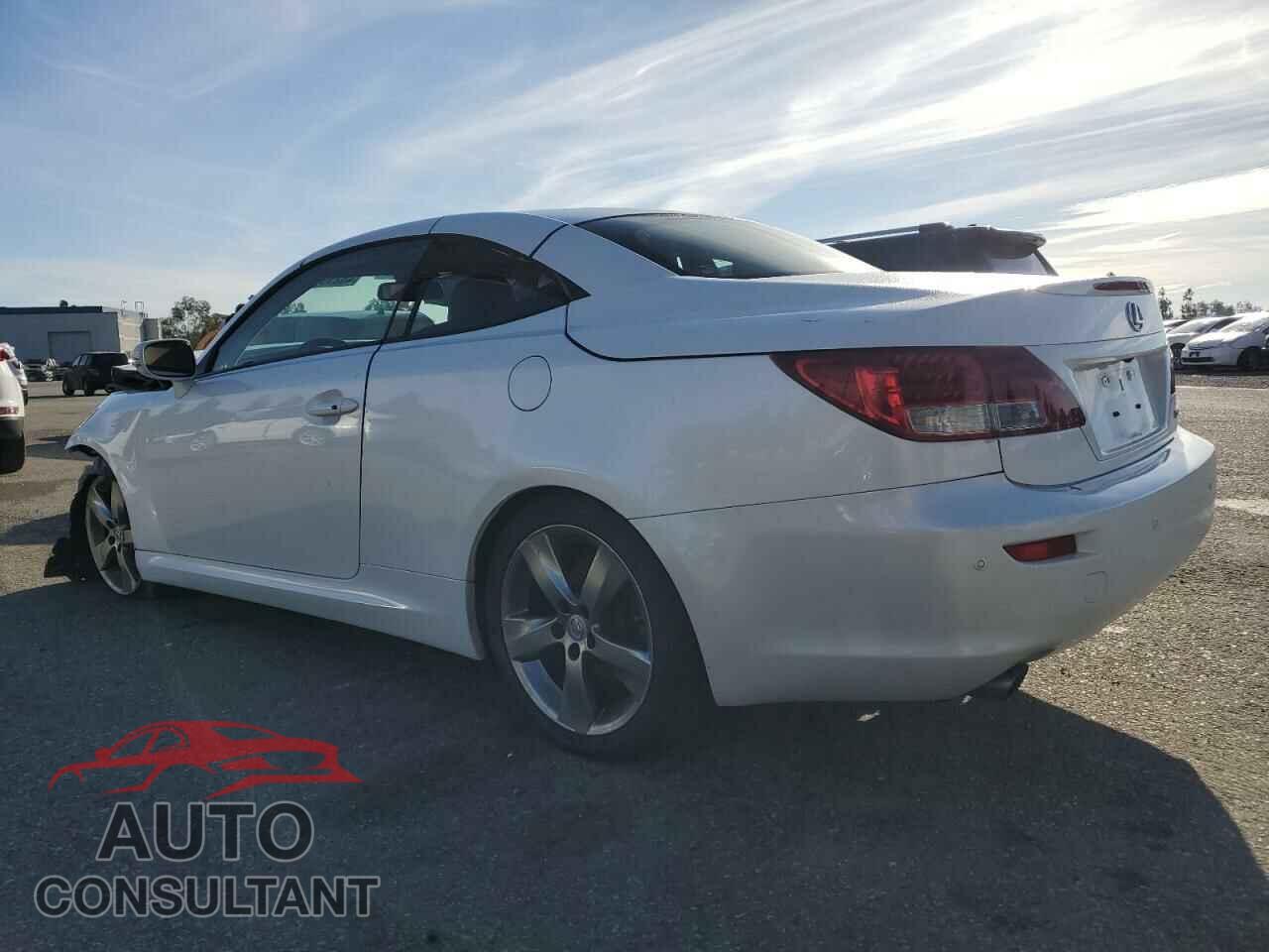 LEXUS IS 2011 - JTHFE2C24B2506909