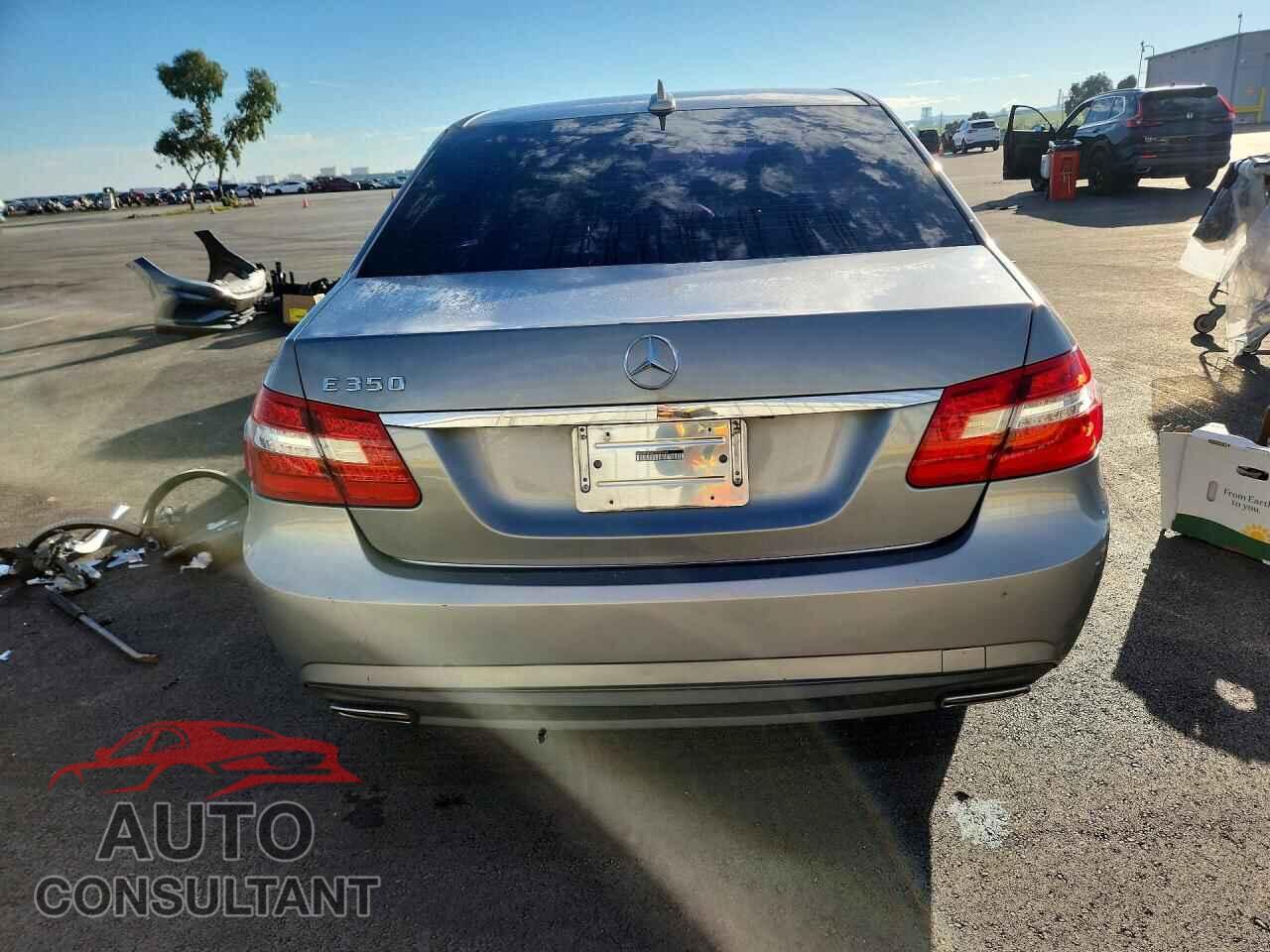 MERCEDES-BENZ E-CLASS 2012 - WDDHF5KB4CA549685