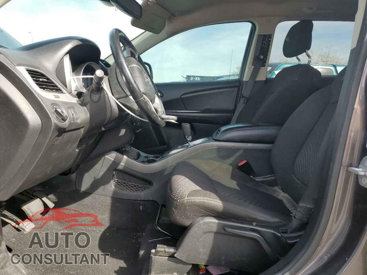 DODGE JOURNEY 2019 - 3C4PDCBB2KT821156