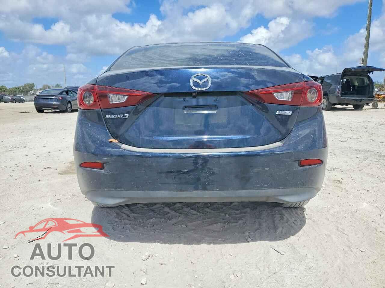 MAZDA 3 2017 - 3MZBN1U77HM136350