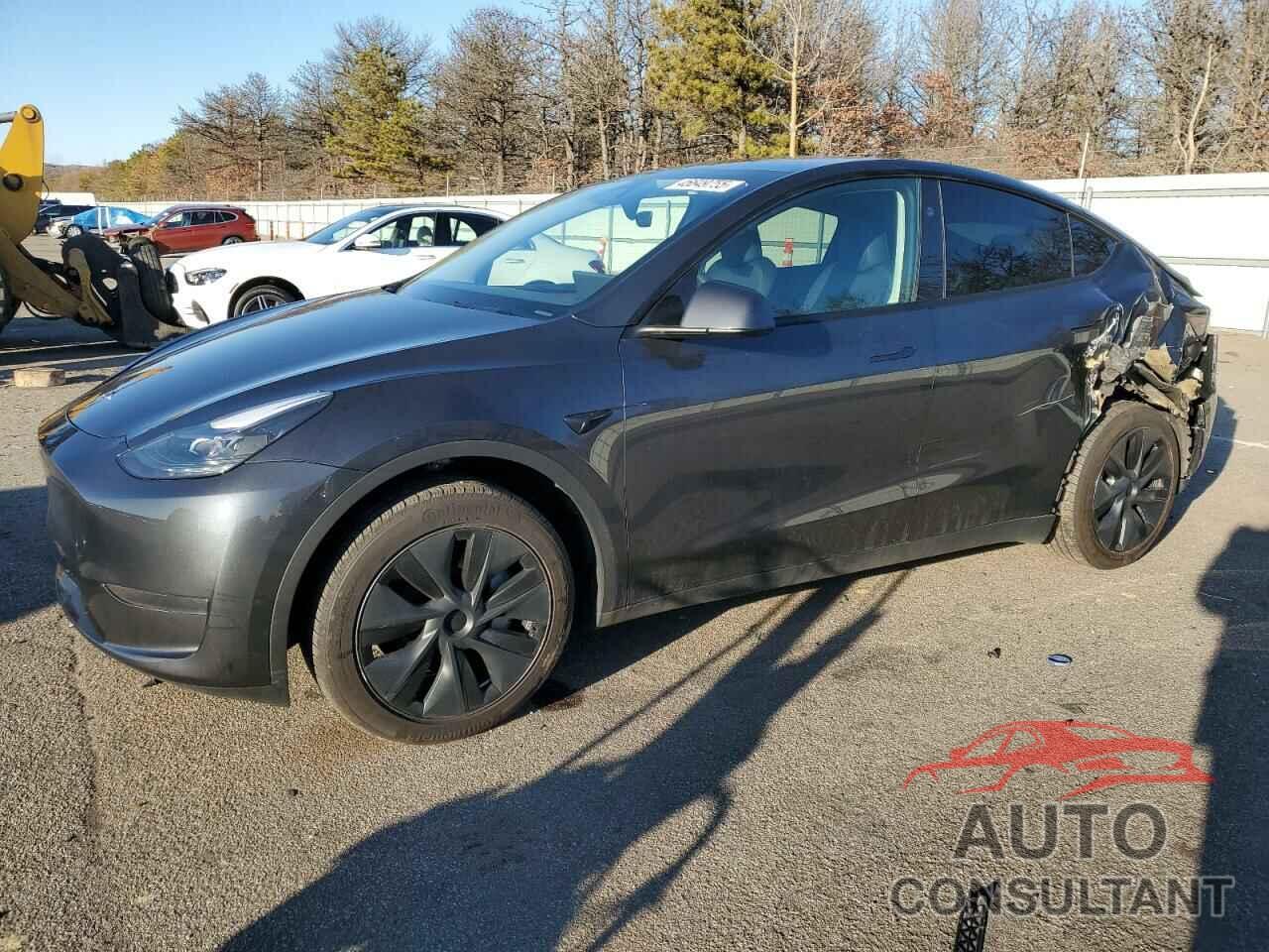 TESLA MODEL Y 2024 - 7SAYGDED5RF109590