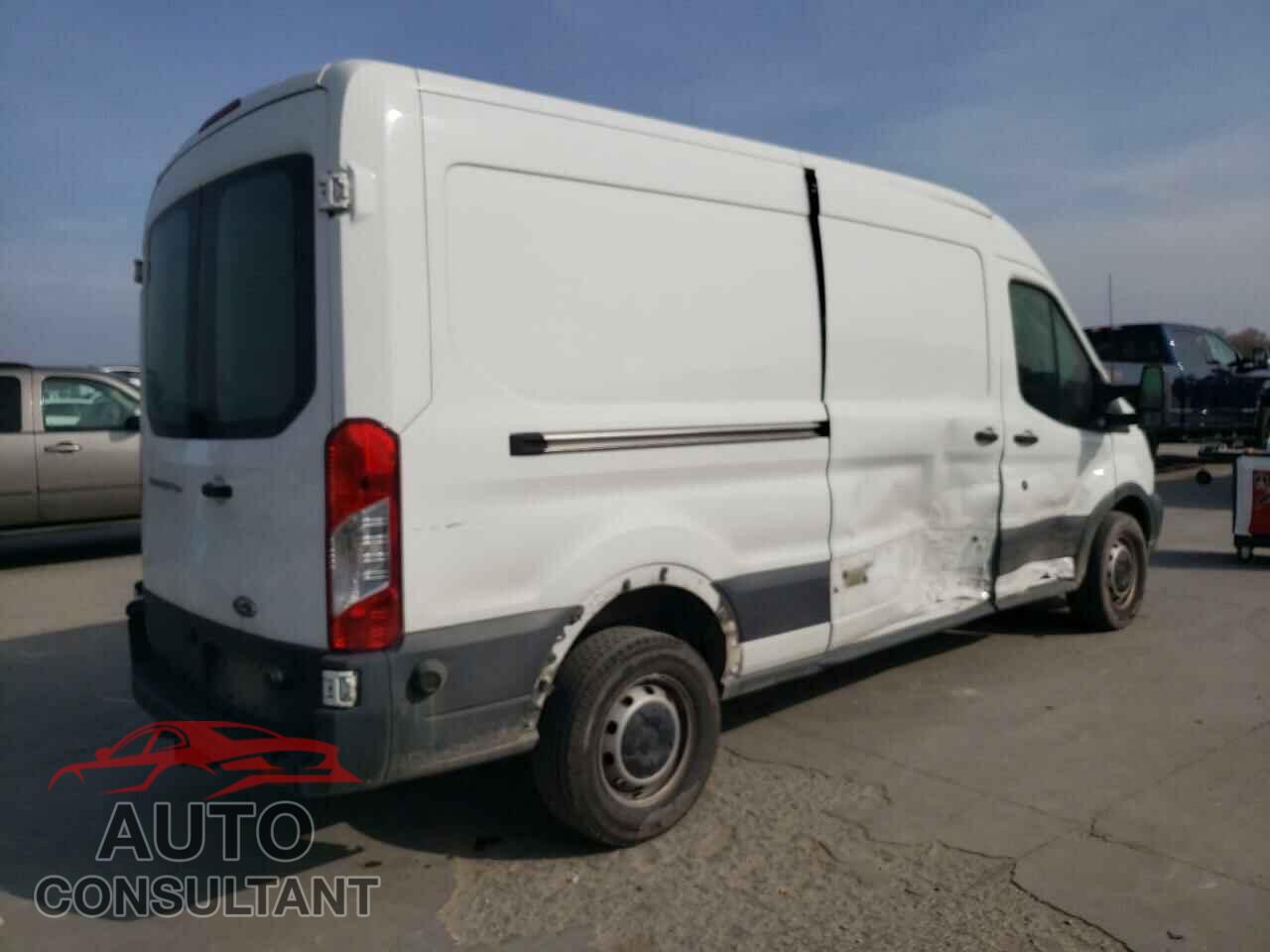 FORD TRANSIT 2017 - 1FTYR2CM4HKB56738