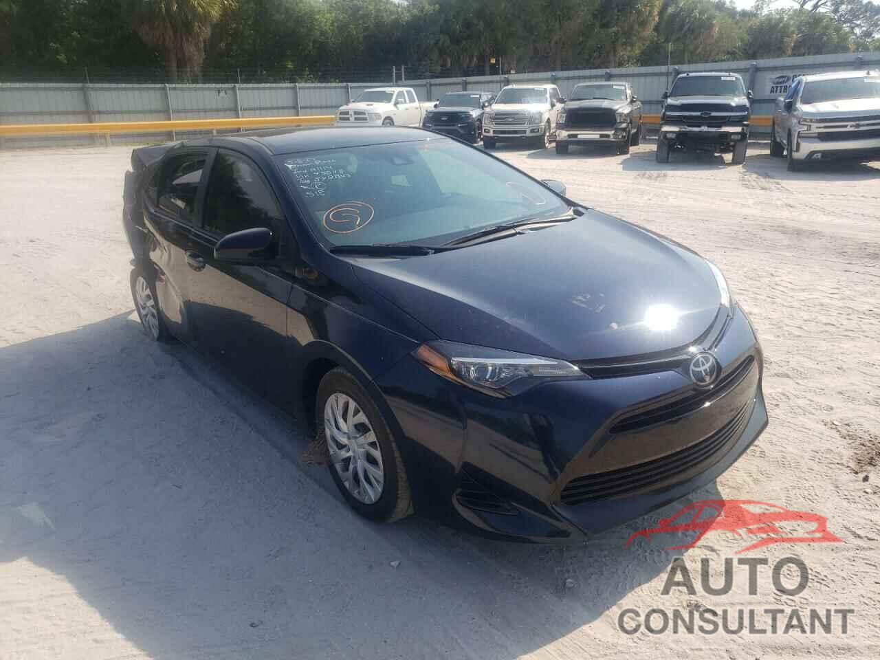 TOYOTA COROLLA 2018 - 5YFBURHE6JP853950