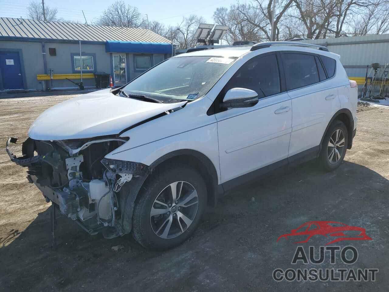 TOYOTA RAV4 2017 - JTMWFREV4HD102469