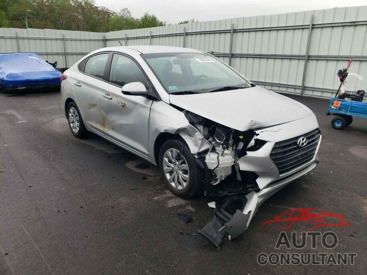 HYUNDAI ACCENT 2018 - 3KPC24A33JE022817