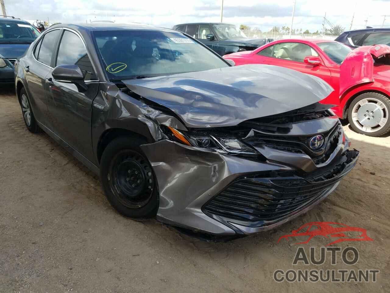 TOYOTA CAMRY 2018 - 4T1B31HK2JU501909