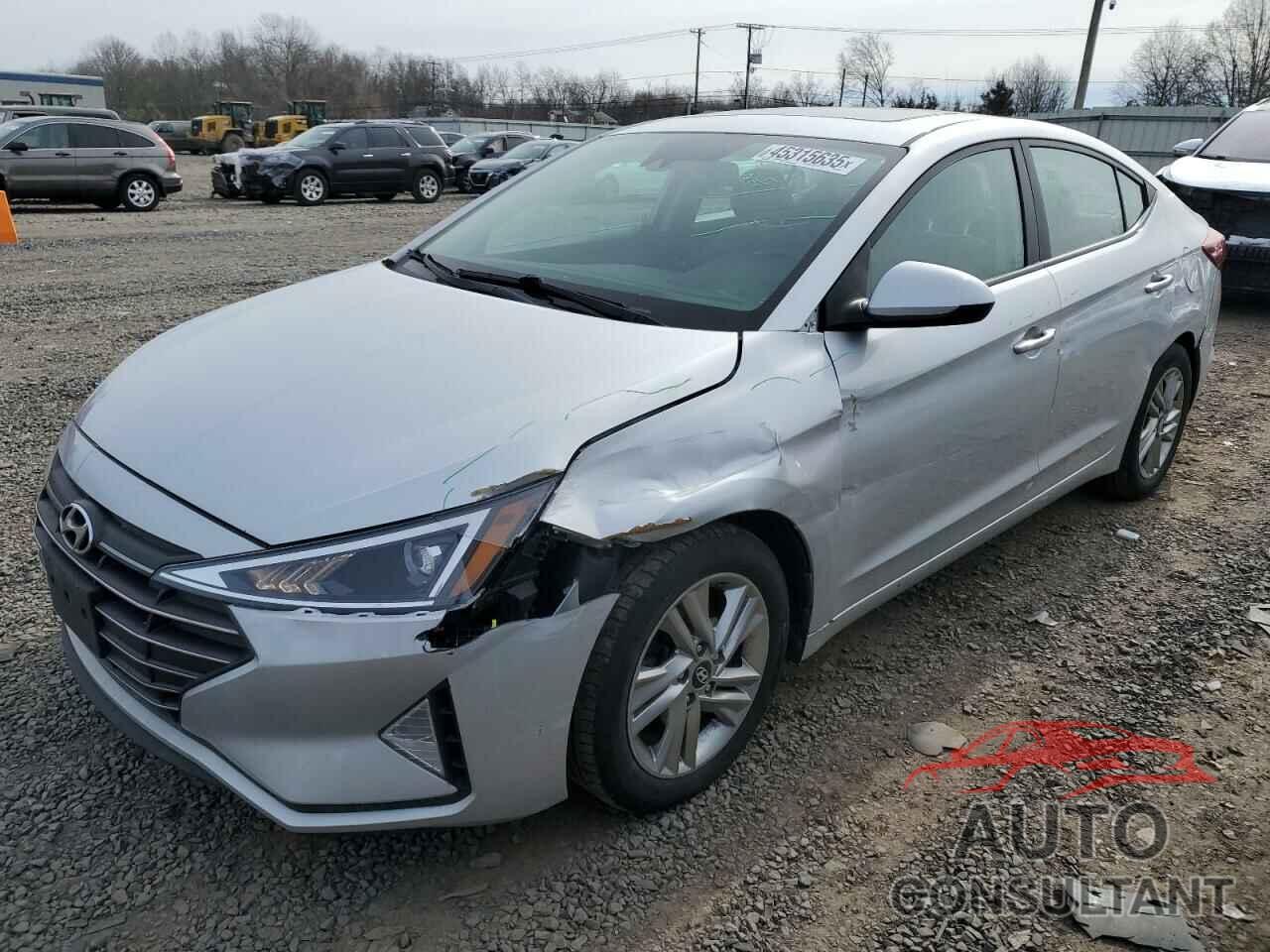 HYUNDAI ELANTRA 2019 - KMHD84LF5KU799847