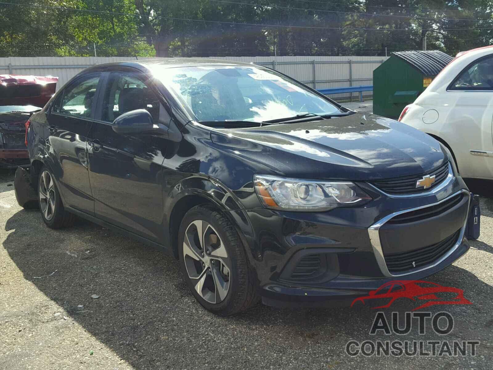 CHEVROLET SONIC 2017 - 1G1JF5SB5H4120713