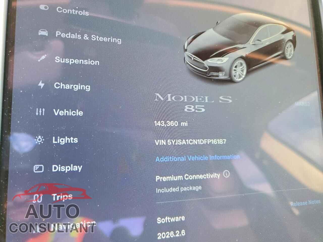 TESLA MODEL S 2013 - 5YJSA1CN1DFP16187
