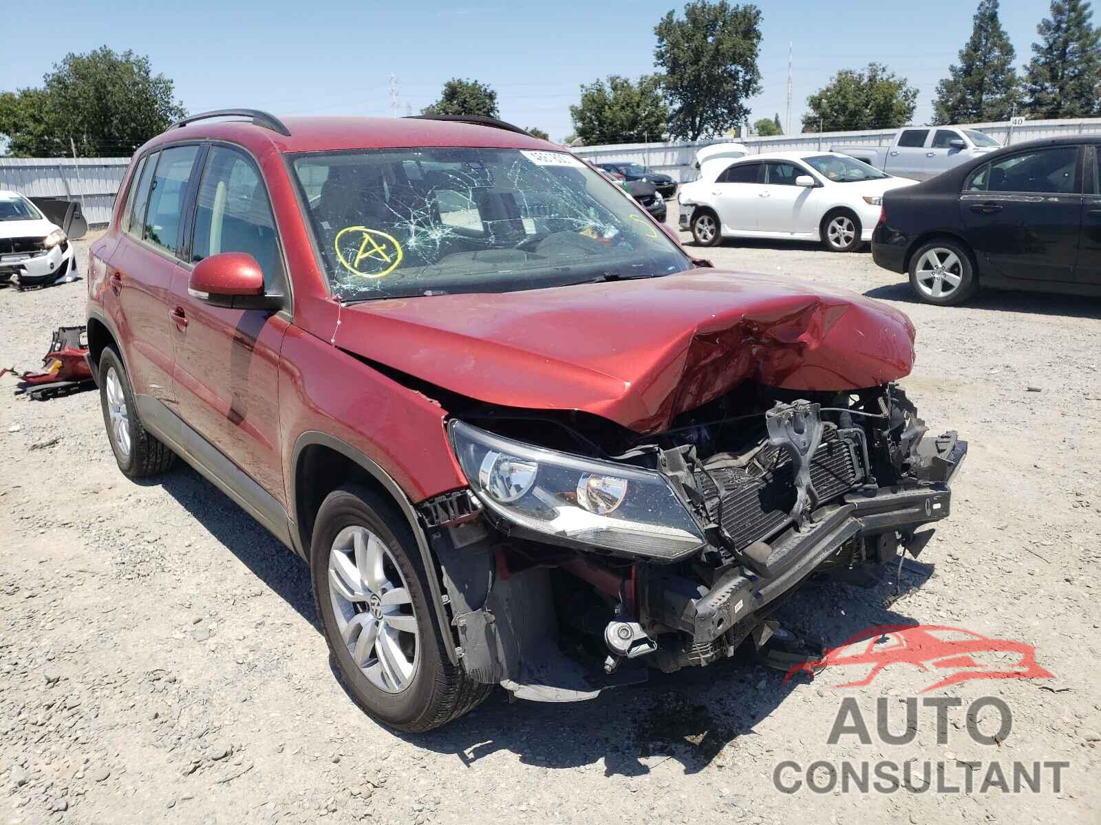 VOLKSWAGEN TIGUAN 2016 - WVGAV7AX8GW057446