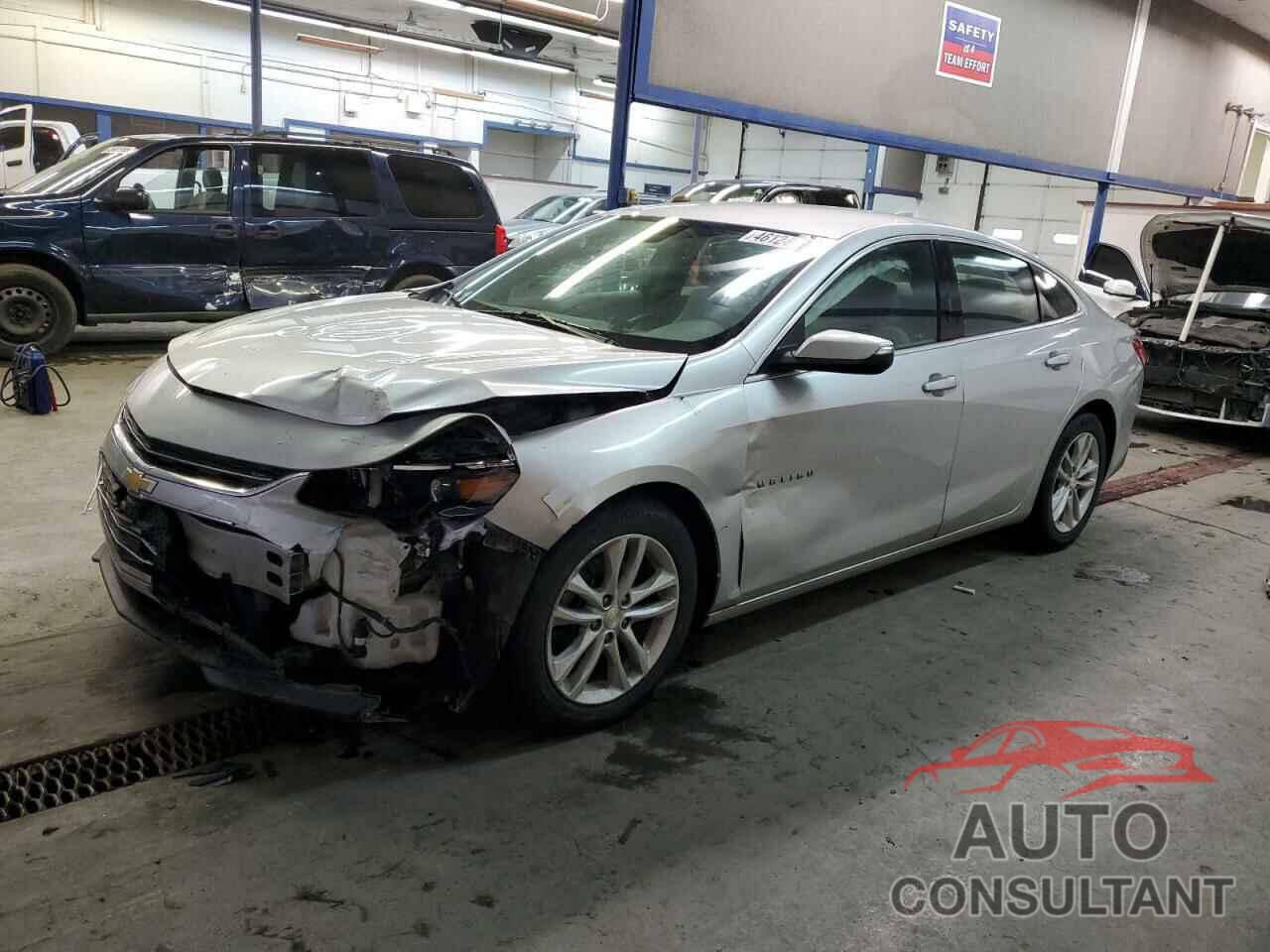CHEVROLET MALIBU 2017 - 1G1ZE5ST6HF276634