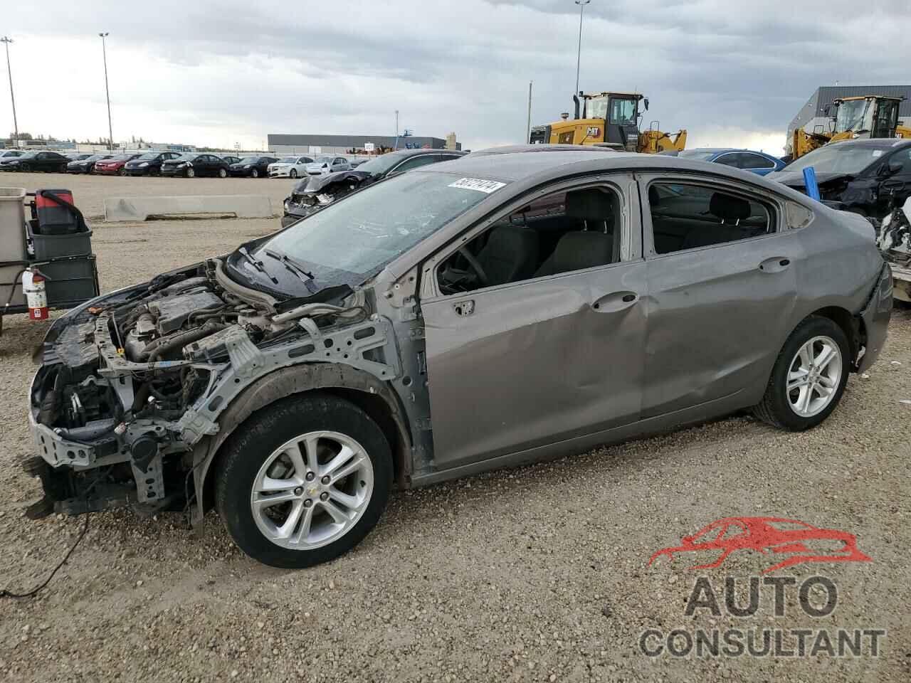 CHEVROLET CRUZE 2018 - 1G1BE5SM0J7228119
