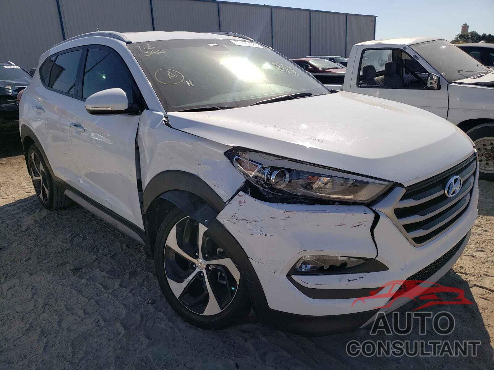 HYUNDAI TUCSON 2017 - KM8J33A23HU371618
