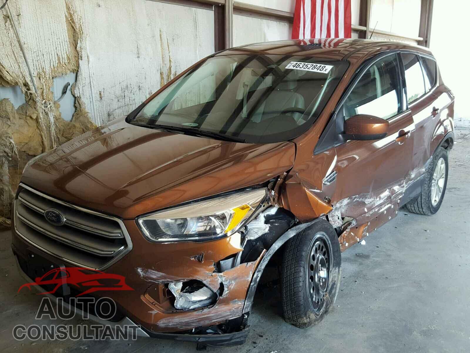 FORD ESCAPE SE 2017 - 1FMCU9G99HUE43211
