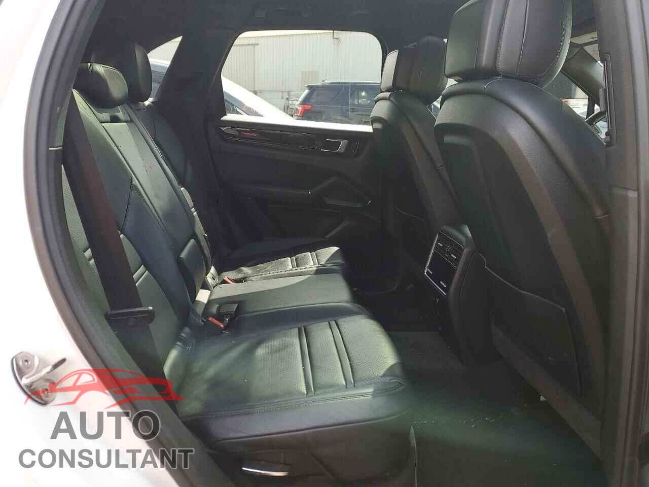 PORSCHE CAYENNE 2019 - WP1AA2AY5KDA14522